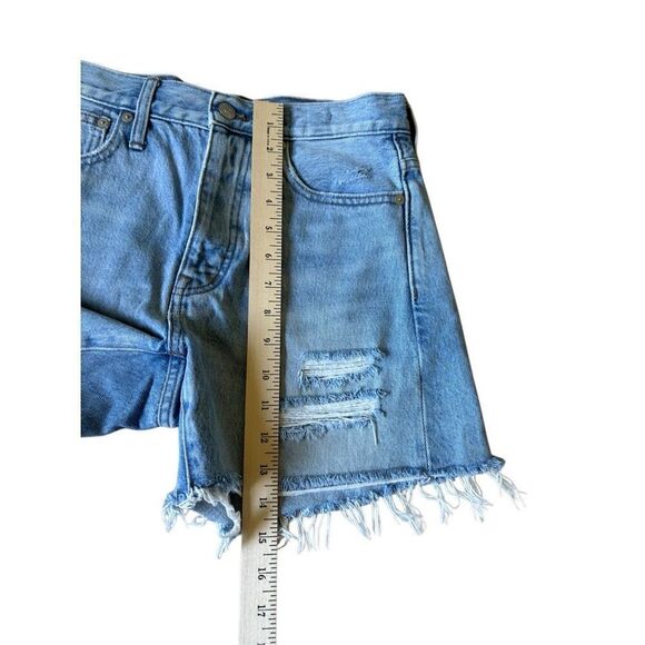 Madewell Mid Length Denim Shorts size 24 Distressed Blue Raw Hem Button Fly - Picture 7 of 9